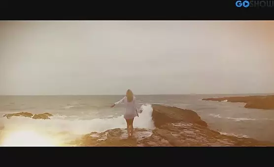 Blonde Goddess Masturbating to Intense Pleasure